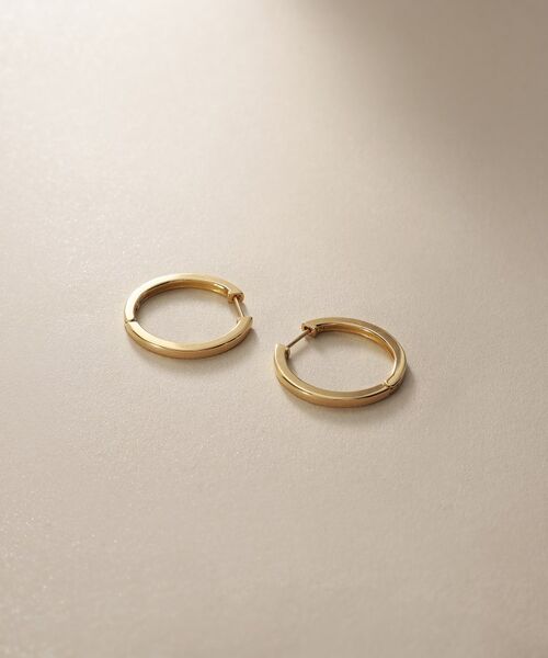 COCOSHNIK / ココシュニック ピアス・イヤリング | K10平打ちフープ ワンタッチピアス | 詳細1