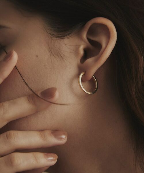 COCOSHNIK / ココシュニック ピアス・イヤリング | K18平打ちフープ ワンタッチピアス | 詳細8