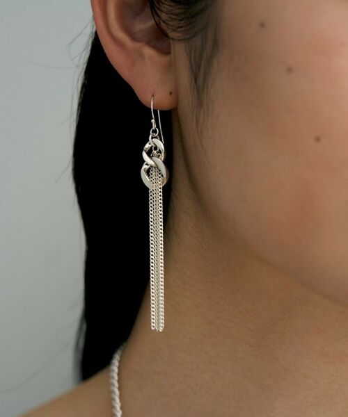 COCOSHNIK / ココシュニック ピアス・イヤリング | シルバー カーブチェーンモチーフフリンジピアス | 詳細8