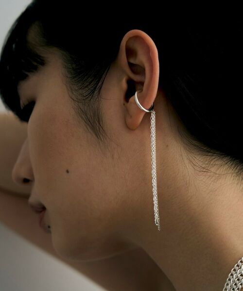 COCOSHNIK / ココシュニック ピアス・イヤリング | シルバー カーブチェーンミックスフリンジイヤカフ | 詳細8