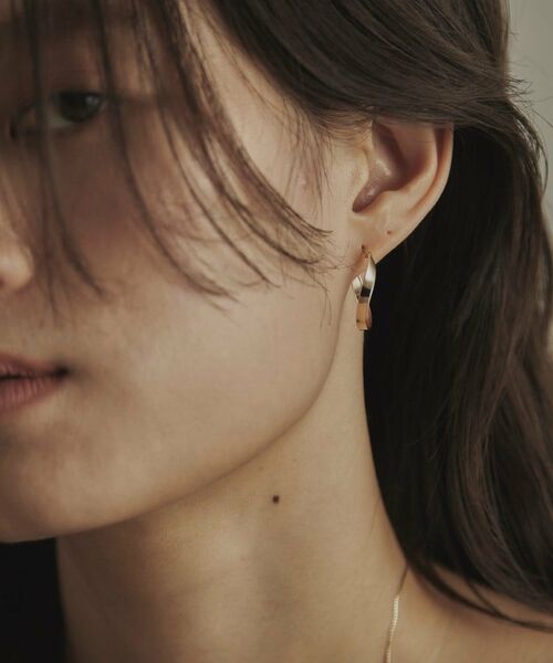 COCOSHNIK / ココシュニック ピアス・イヤリング | K10平打ちカーブ フープピアス | 詳細8