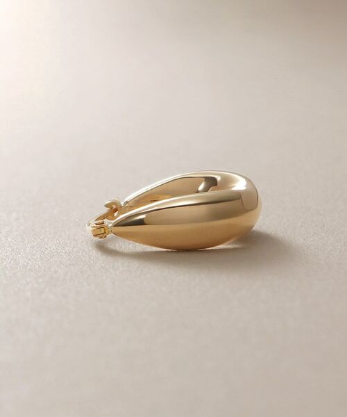 COCOSHNIK / ココシュニック ピアス・イヤリング | K10中空カーブインシェイプ フープピアス | 詳細2