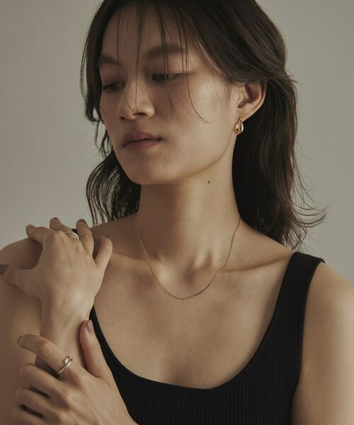 COCOSHNIK / ココシュニック ピアス・イヤリング | K10中空カーブインシェイプ フープピアス | 詳細6