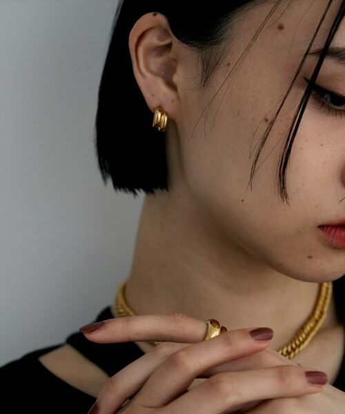 COCOSHNIK / ココシュニック ピアス・イヤリング | シルバー スモールフープ チャビーローテイテッドピアス GP | 詳細8