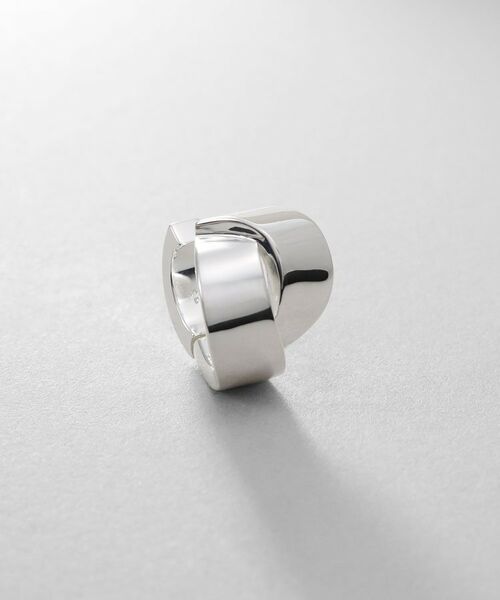 COCOSHNIK / ココシュニック ピアス・イヤリング | シルバー ハギーイヤリング フォールディングオーバーラップ | 詳細2