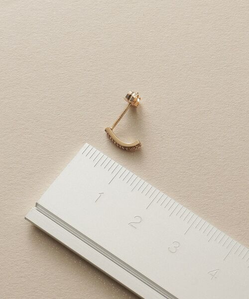 COCOSHNIK / ココシュニック ピアス・イヤリング | K10ダイヤモンド カーブライン スタッドピアス細 | 詳細5