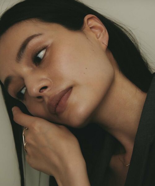 COCOSHNIK / ココシュニック ピアス・イヤリング | K10ダイヤモンド カーブライン スタッドピアス細 | 詳細8