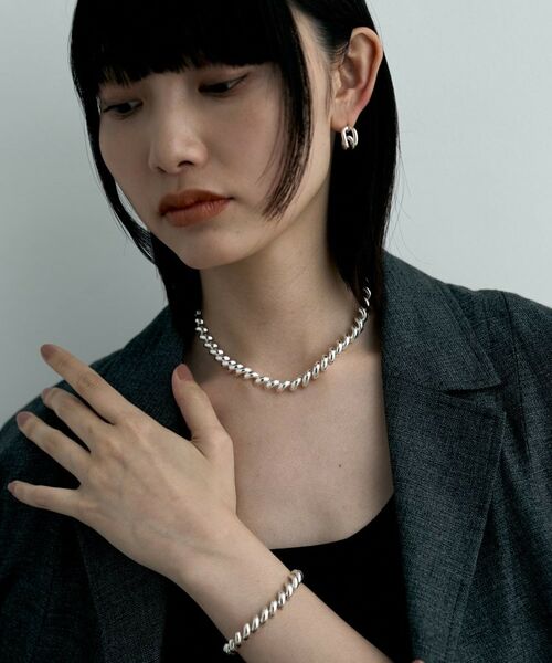 COCOSHNIK / ココシュニック ピアス・イヤリング | シルバー スモールフープ ニュアンスループピアス | 詳細6