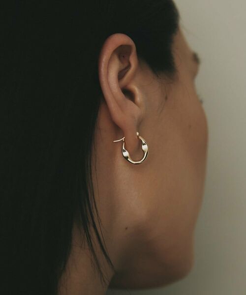 COCOSHNIK / ココシュニック ピアス・イヤリング | K10中空クラッシュ フープピアス | 詳細9