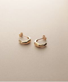 COCOSHNIK / ココシュニック ピアス・イヤリング | K10面取りトラペーズ スタッズピアス