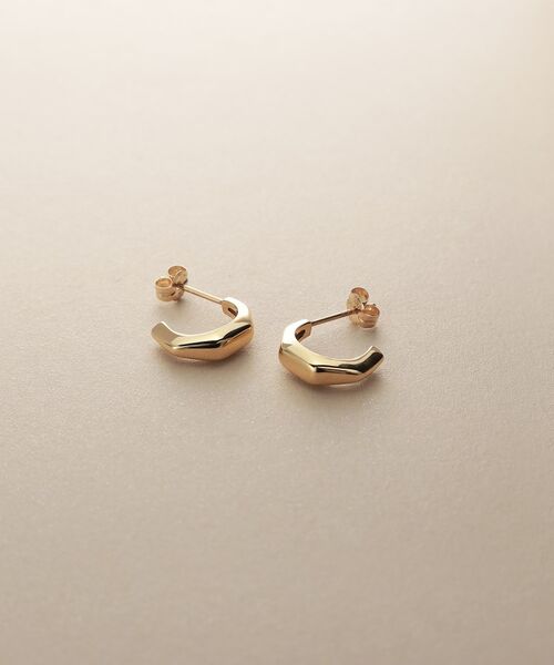 COCOSHNIK / ココシュニック ピアス・イヤリング | K10面取りトラペーズ スタッズピアス | 詳細1