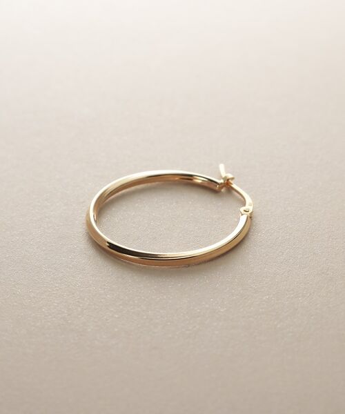 COCOSHNIK / ココシュニック ピアス・イヤリング | K10中空角線ツイスト フープピアス | 詳細2