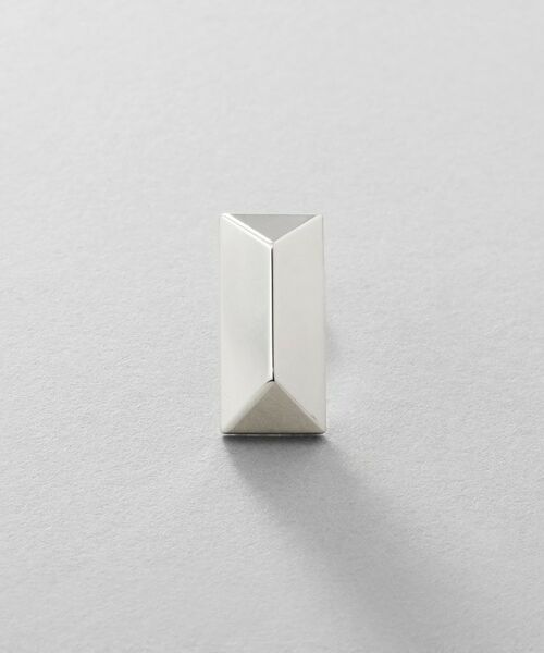 COCOSHNIK / ココシュニック ピアス・イヤリング | シルバー ロングピラミッド スタッドピアス | 詳細3