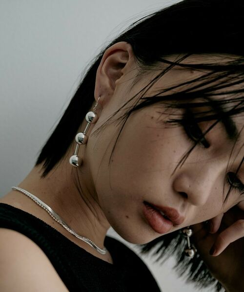 COCOSHNIK / ココシュニック ピアス・イヤリング | シルバー ホロウボールコネクテッドピアス | 詳細8