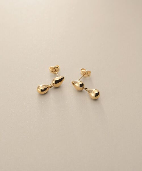 COCOSHNIK / ココシュニック ピアス・イヤリング | K10中空ペアシェイプ連続 スタッドピアス小（イエローゴールド(100)）