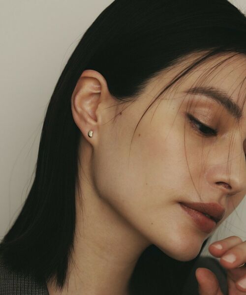 COCOSHNIK / ココシュニック ピアス・イヤリング | K10【サステナブル】ビーンズシェイプ スタッドピアス | 詳細6