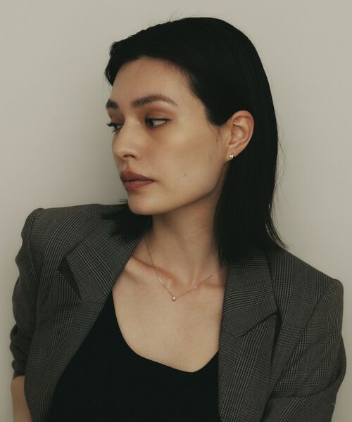 COCOSHNIK / ココシュニック ピアス・イヤリング | K18【サステナブル】甲丸クロスアーチ スタッドピアス | 詳細5