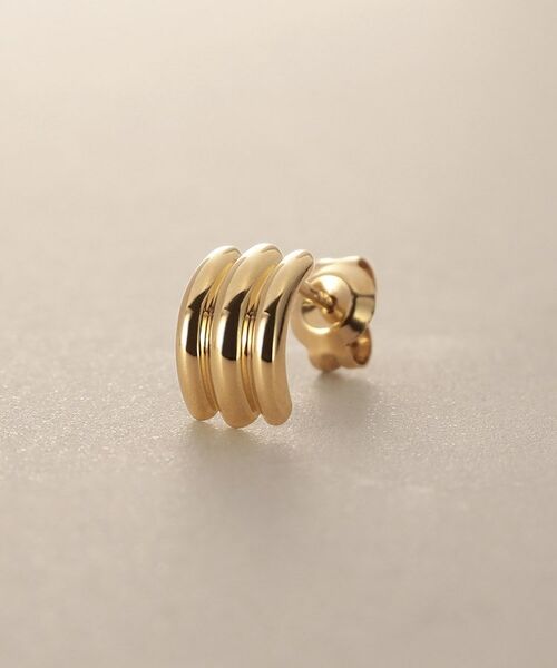 COCOSHNIK / ココシュニック ピアス・イヤリング | K18【サステナブル】甲丸トリプルアーチ スタッドピアス | 詳細2