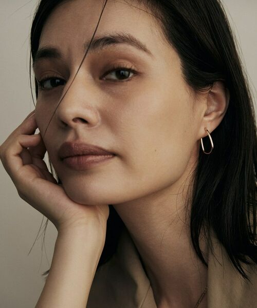 COCOSHNIK / ココシュニック ピアス・イヤリング | K10中空トラペーズフープ スタッドピアス中 | 詳細6