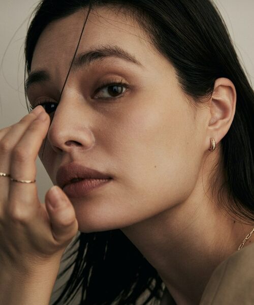 COCOSHNIK / ココシュニック ピアス・イヤリング | K10ダイヤモンド 甲丸フープ スタッドピアス | 詳細7