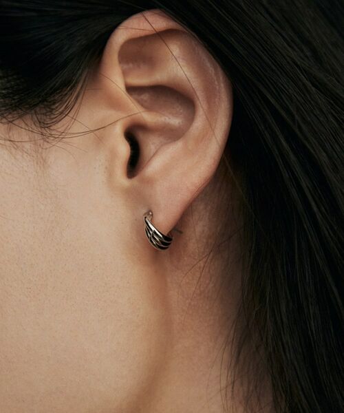 COCOSHNIK / ココシュニック ピアス・イヤリング | プラチナ 甲丸トリプル フープピアス | 詳細8