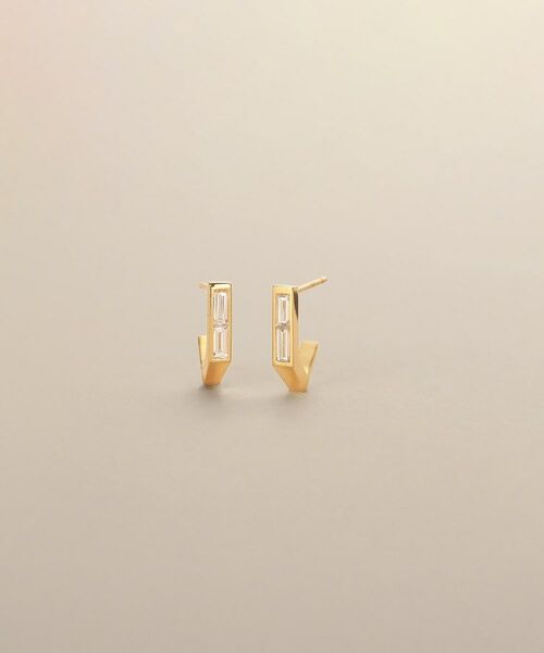 COCOSHNIK / ココシュニック ピアス・イヤリング | K18ダイヤモンド ふせ込み面取り スタッドピアス | 詳細1