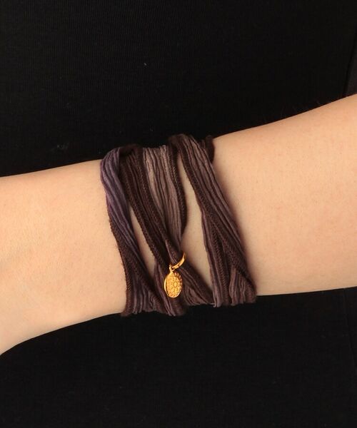 COCOSHNIK ONKITSCH / ココシュニックオンキッチュ ブレスレット・バングル | シルクリボンブレスレット(茶) | 詳細5