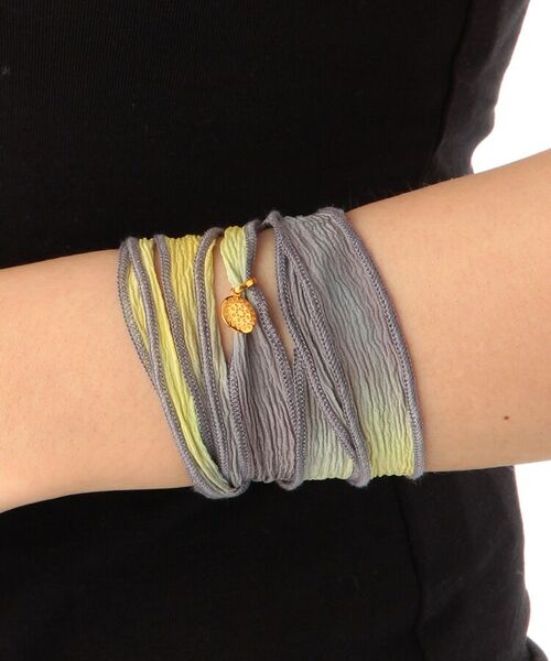 COCOSHNIK ONKITSCH / ココシュニックオンキッチュ ブレスレット・バングル | シルクリボンブレスレット(黄) | 詳細5