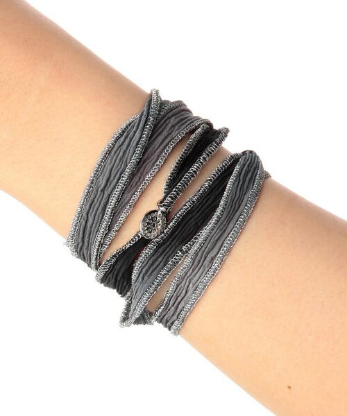 COCOSHNIK ONKITSCH / ココシュニックオンキッチュ ブレスレット・バングル | シルクリボンブレスレット(グレー) | 詳細4