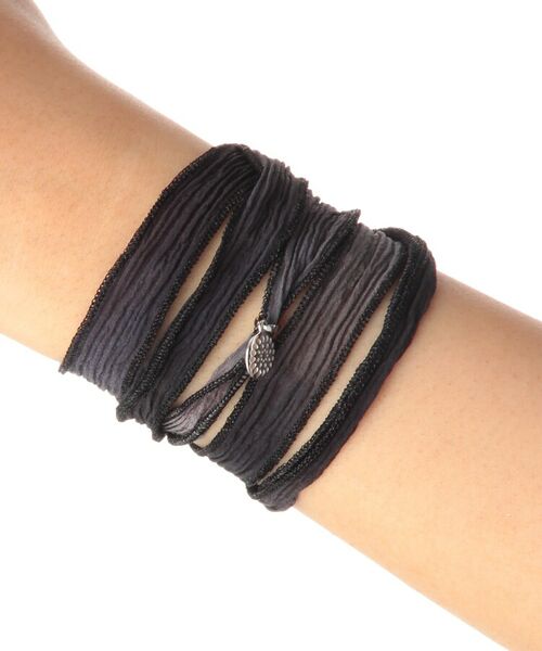 COCOSHNIK ONKITSCH / ココシュニックオンキッチュ ブレスレット・バングル | シルクリボンブレスレット(黒) | 詳細4