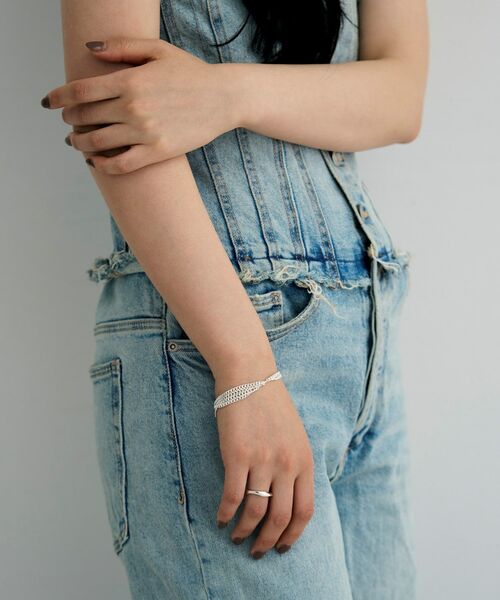 COCOSHNIK ONKITSCH / ココシュニックオンキッチュ ブレスレット・バングル | シルバー カーブチェーンアシンメトリードレープブレスレット | 詳細7