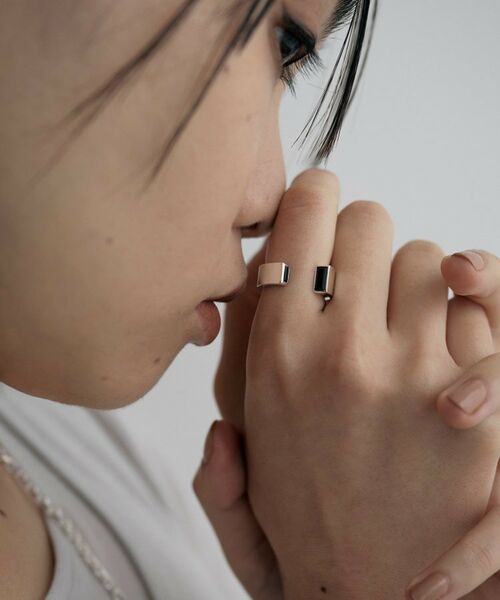 COCOSHNIK ONKITSCH / ココシュニックオンキッチュ リング | シルバー オニキス バケットカットオープンリング | 詳細8