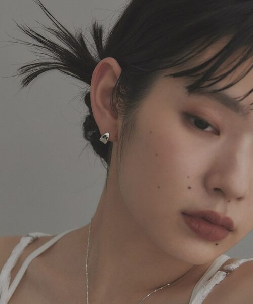 COCOSHNIK ONKITSCH / ココシュニックオンキッチュ ピアス・イヤリング | シルバー スモールフープ ホロウピアス | 詳細6