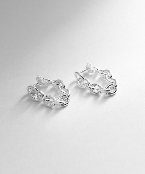 COCOSHNIK ONKITSCH / ココシュニックオンキッチュ ピアス・イヤリング | シルバー チェーンピアス オーバルリンクフープ（シルバー(600)）