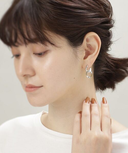 COCOSHNIK ONKITSCH / ココシュニックオンキッチュ ピアス・イヤリング | シルバー チェーンピアス カーブチェーンダブル | 詳細9