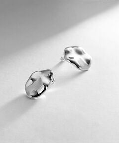 COCOSHNIK ONKITSCH / ココシュニックオンキッチュ ピアス・イヤリング | シルバー ニュアンスピアス アシンメプレート