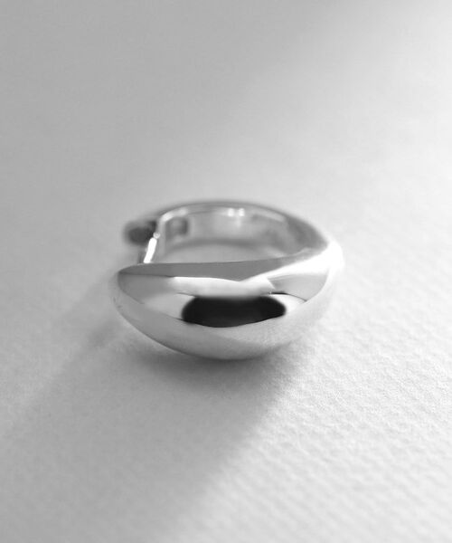 COCOSHNIK ONKITSCH / ココシュニックオンキッチュ ピアス・イヤリング | シルバー ハギーフープ マーキスピアス | 詳細2