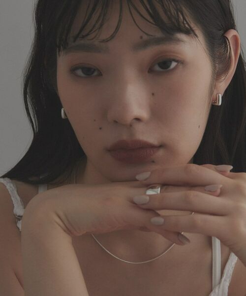 COCOSHNIK ONKITSCH / ココシュニックオンキッチュ ピアス・イヤリング | シルバー ハギーフープ スクエアピアス | 詳細6