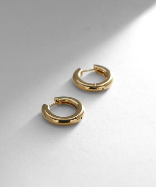 COCOSHNIK ONKITSCH / ココシュニックオンキッチュ ピアス・イヤリング | シルバー ハギーフープ ラウンドピアス GP | 詳細1