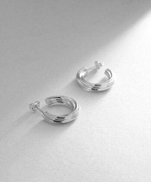 COCOSHNIK ONKITSCH / ココシュニックオンキッチュ ピアス・イヤリング | シルバー スモールフープ スクリューピアス | 詳細1