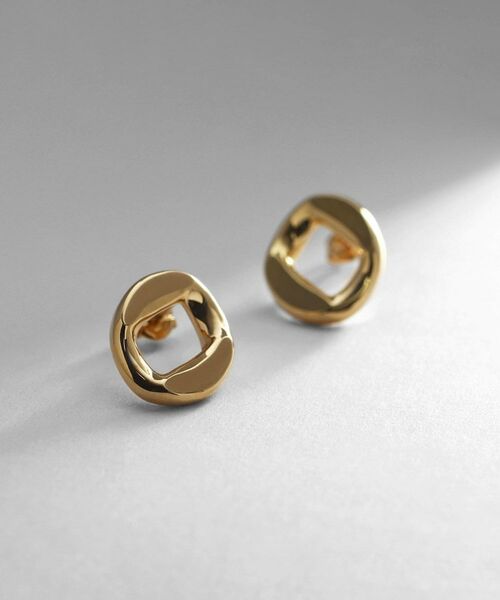 COCOSHNIK ONKITSCH / ココシュニックオンキッチュ ピアス・イヤリング | シルバー カーブチェーンモチーフ シングルピアス GP（ゴールド(600)）