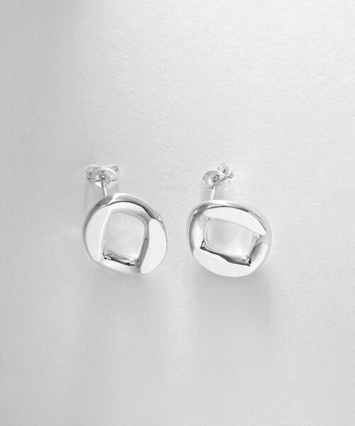 COCOSHNIK ONKITSCH / ココシュニックオンキッチュ ピアス・イヤリング | シルバー カーブチェーンモチーフ シングルピアス | 詳細3