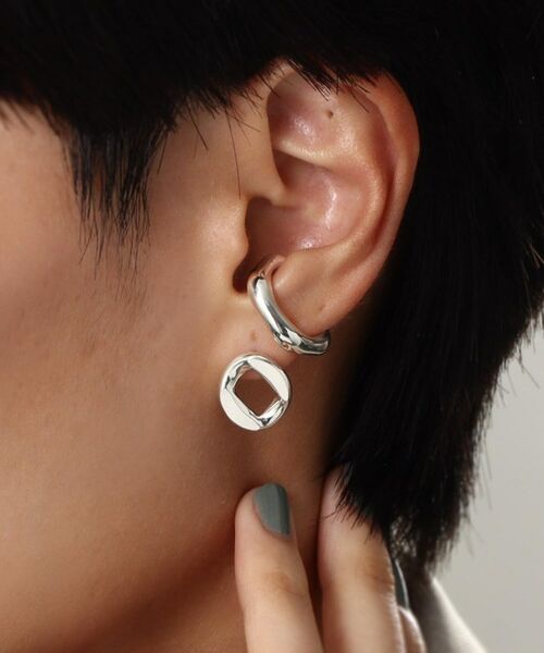 COCOSHNIK ONKITSCH / ココシュニックオンキッチュ ピアス・イヤリング | シルバー カーブチェーンモチーフ シングルピアス | 詳細8
