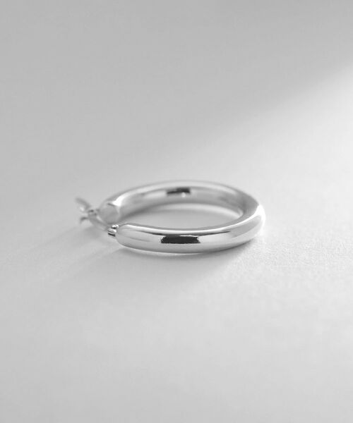 COCOSHNIK ONKITSCH / ココシュニックオンキッチュ ピアス・イヤリング | シルバー ホロウ フープピアスＳ | 詳細2