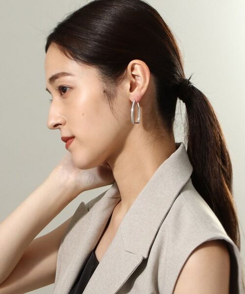 COCOSHNIK ONKITSCH / ココシュニックオンキッチュ ピアス・イヤリング | シルバー ホロウ フープレクタングルピアス | 詳細6