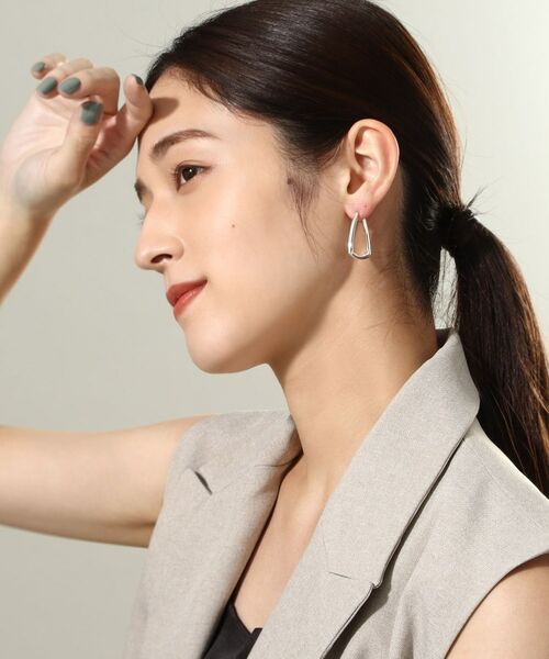 COCOSHNIK ONKITSCH / ココシュニックオンキッチュ ピアス・イヤリング | シルバー ホロウ フープトライアングルピアス | 詳細6