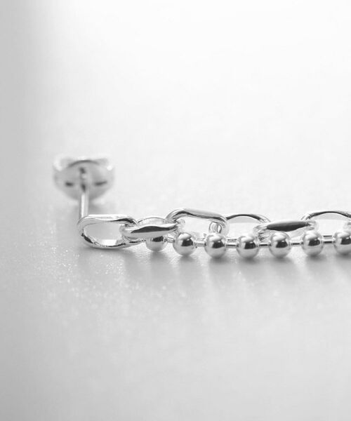 COCOSHNIK ONKITSCH / ココシュニックオンキッチュ ピアス・イヤリング | シルバー コンビネーションチェーン ニュアンスボールピアス | 詳細2