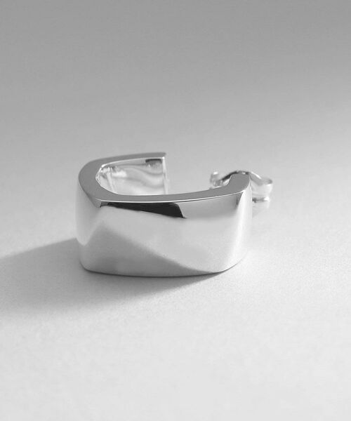 COCOSHNIK ONKITSCH / ココシュニックオンキッチュ ピアス・イヤリング | シルバー ツイストスクエア ピアス | 詳細2