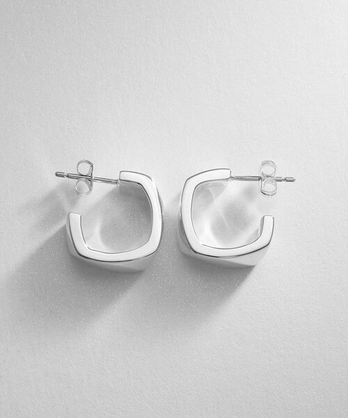 COCOSHNIK ONKITSCH / ココシュニックオンキッチュ ピアス・イヤリング | シルバー ツイストスクエア ピアス | 詳細3