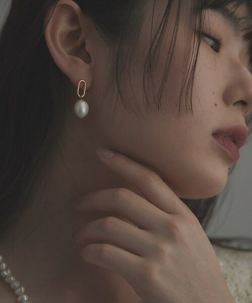 COCOSHNIK ONKITSCH / ココシュニックオンキッチュ ピアス・イヤリング | シルバー バロックパール チェーンリンク ショートピアス GP | 詳細7